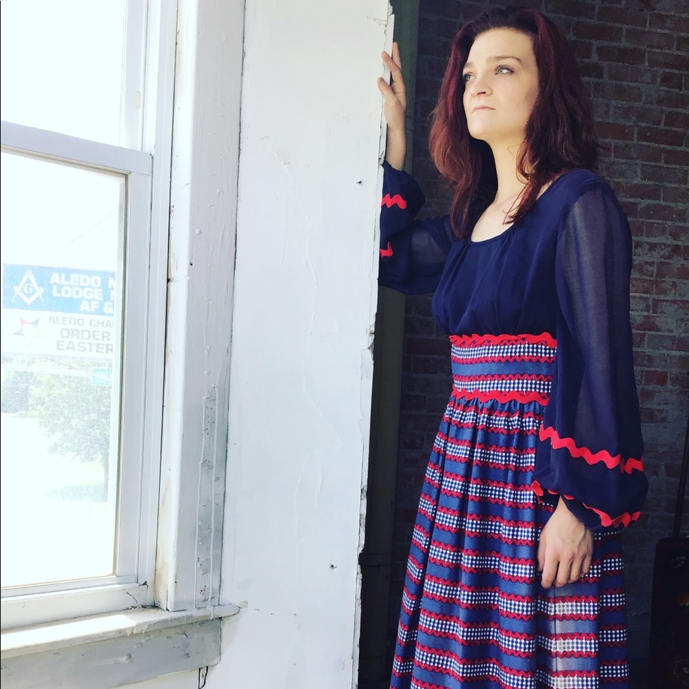 Beautiful Pinup Style 1970’s Maxi Dress